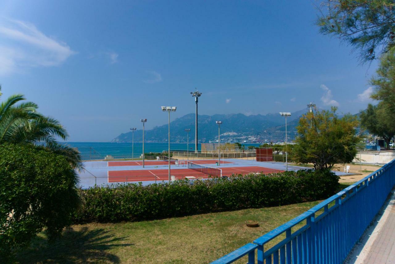 Neverending Sea Luxury Apartment in Salerno Center Esterno foto